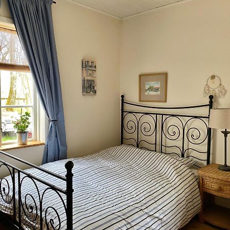 Bed and Breakfast Skrattande Ko Tingsryd Экстерьер фото